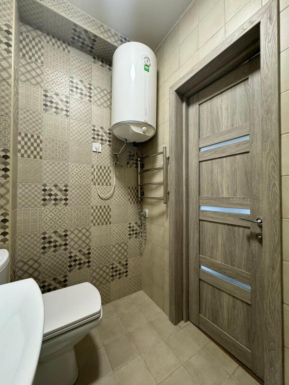 Solo Apartment Virmenska Kiev Ngoại thất bức ảnh