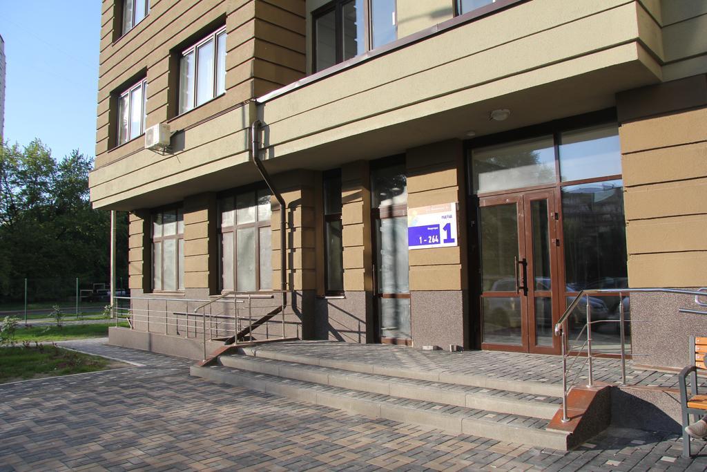 Solo Apartment Virmenska Kiev Ngoại thất bức ảnh
