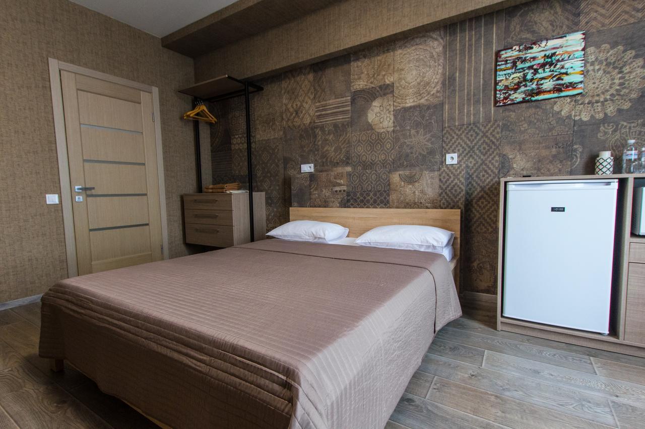 Solo Apartment Virmenska Kiev Ngoại thất bức ảnh