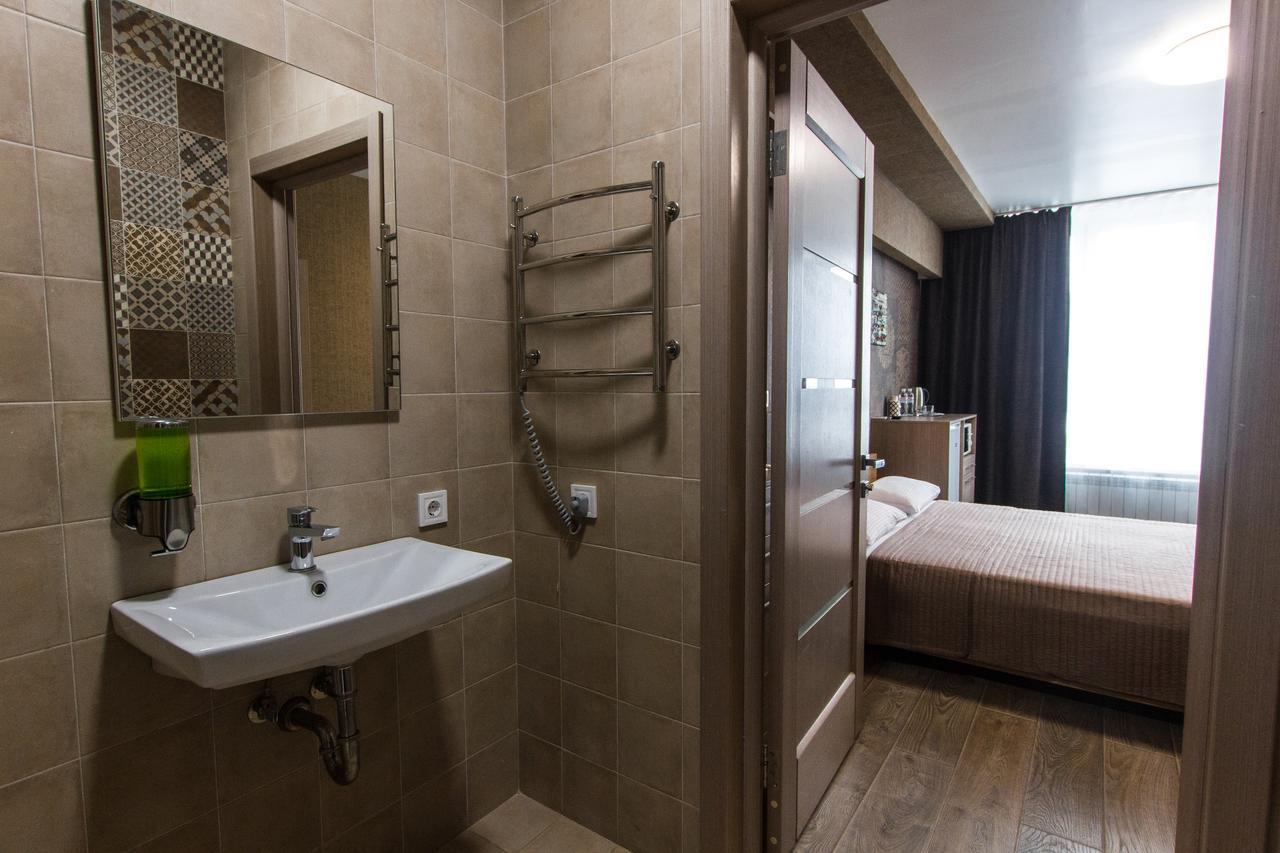 Solo Apartment Virmenska Kiev Ngoại thất bức ảnh